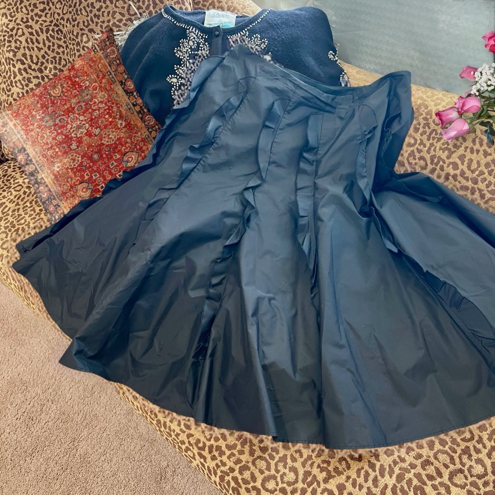 FLORES & FLORES-Black Fit and Flair Swing Skirt 100% Silk-8